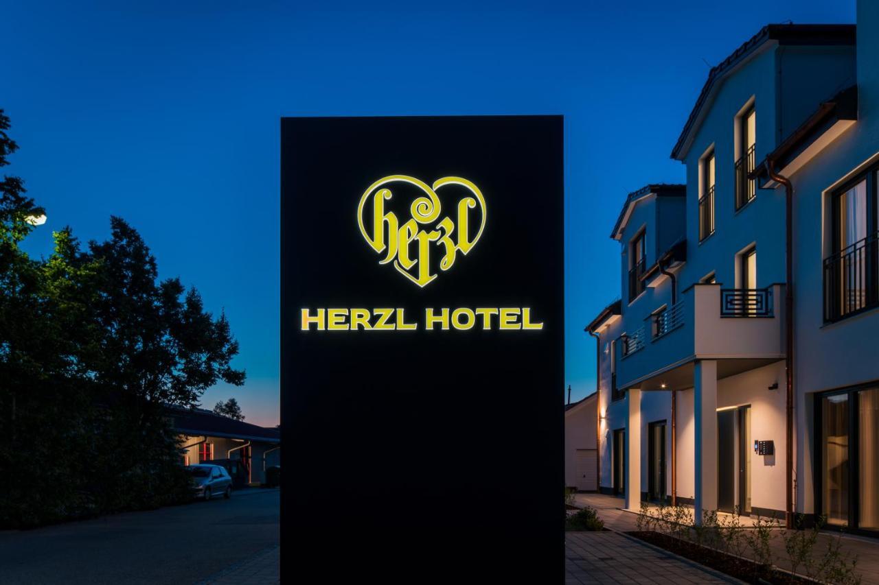 Herzl Hotel Bei Erding Forstern Eksteriør billede